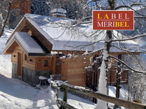 CHARMANT CHALET TOUT NEUF a MERIBEL